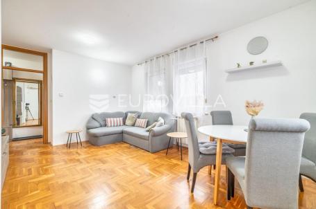 Zagreb, Kajzerica prekrasan dvosoban stan 42 m²