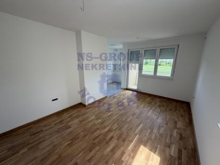 Trosoban, 53m2 Sadovi
