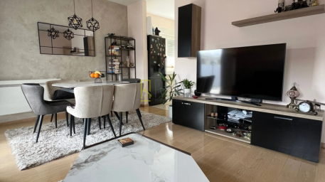 Prodajemo- jednosoban namješten stan 53m2 u City kvartu