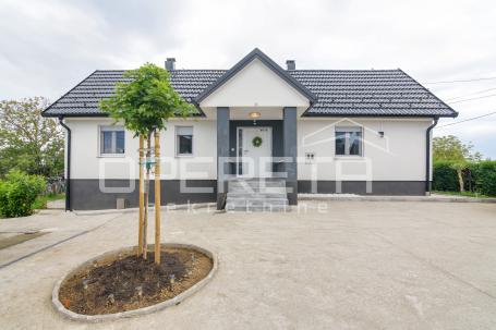ADAPTIRANA SAMOSTOJEĆA KUĆA, PRODAJA, VINKOVEC, OKOLICA VRBOVCA, PARCELA OD 42.9