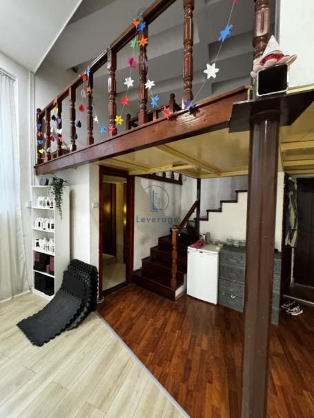 Salonac, Bajlonijeva pijaca, 65m2 + 45m2