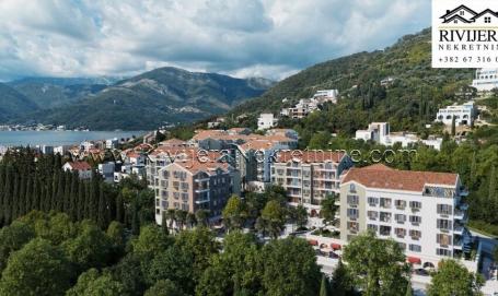 Na prodaju dvosoban stan u luksuznom stambenom kompleksu Tivat