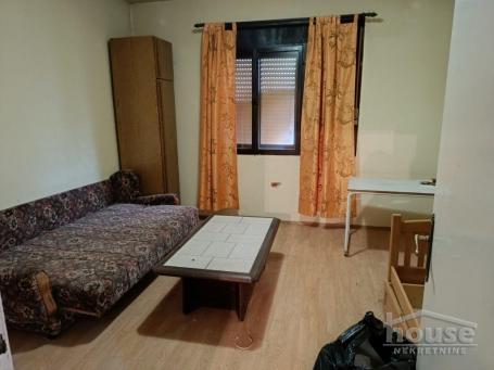 SREMSKI KARLOVCI - STRAŽILOVO - 220.00 m2
