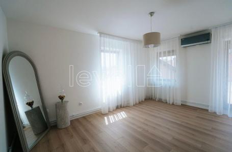PETROVARADIN - PETROVARADIN - 74.00 m2