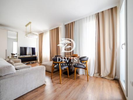 Namešten i renoviran 1.5 stan u Bloku 61, 44m2