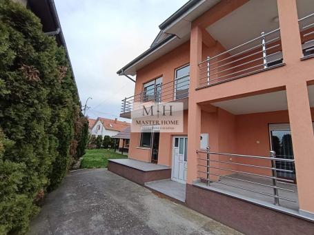 PROSTRANA SPRATNA KUĆA SA POMOĆNIM OBJEKTOM I UREĐENIM DVORIŠTEM NA 5.17 ARI