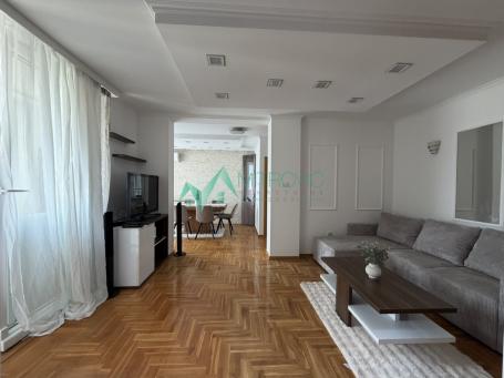 Izdavanje, Stan, 103m2 , Grbavica