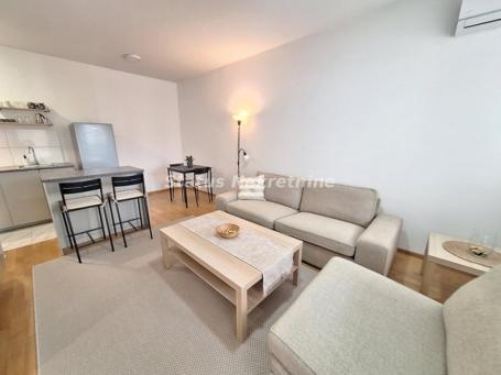 Dvosoban stan 46 m², Centar, Novi Sad, 2. sprat