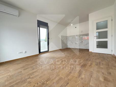 Izdavanje, Dvosoban stan, Podgorica, 1 maj, 55m2