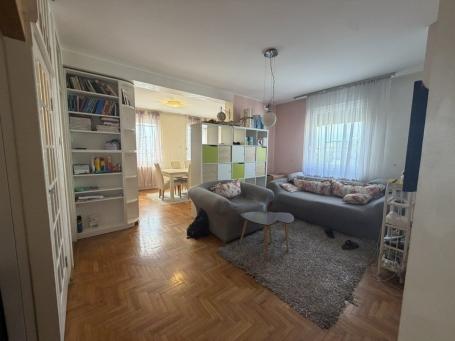 Vrhunski porodičan stan - Socijalno - 115m2