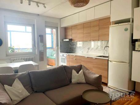 NOVI SAD - BULEVAR - 57.00 m2