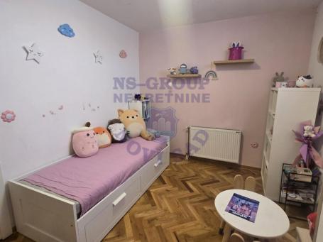 Kompletno namešten stan na Novoj Detelinari!