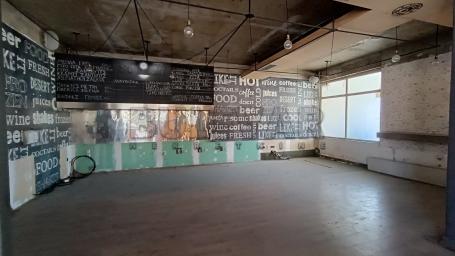 Izdaje se poslovni prostor, strogi centar, 284m2
