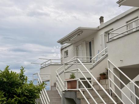 PRILIKA!! Opatija stan sa prekrasnim pogledom na more 86m2