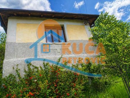 Odlična ponuda,  kuća 62m2, u prirodnom okruženju, Berčinac