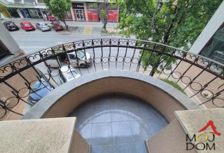 NOVI SAD - CARA DUŠANA - GARSONJERA - 23 m2 - 82,400€
