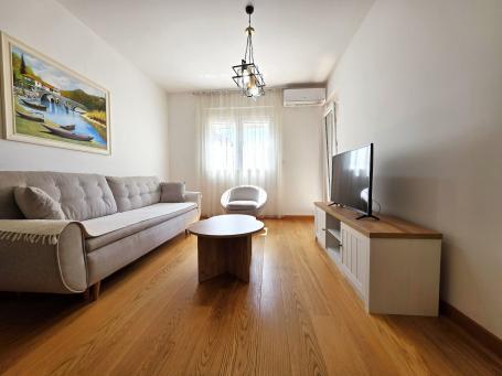 Jednosoban namješten stan, 48m2, New City, Podgorica