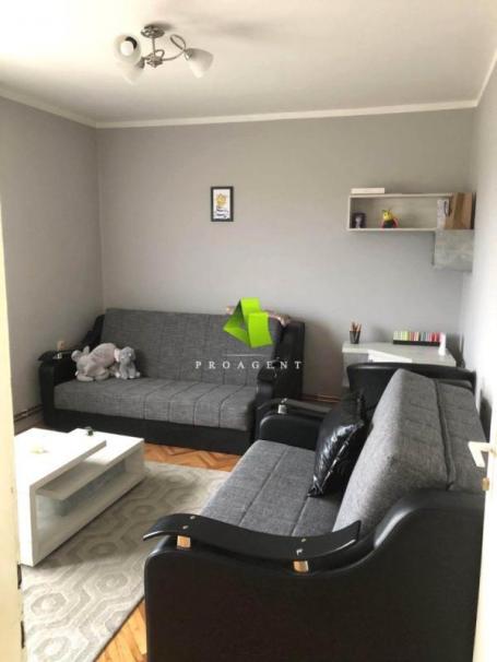 Lep dvoiposoban stan kod Vojne bolnice ID#8247