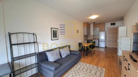 Voždove kapije-Vojvode Stepe, 49m2, novo