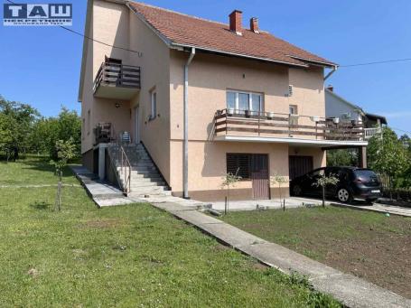 ODMAH USELJIVA KUĆA U VINOGRADIMA