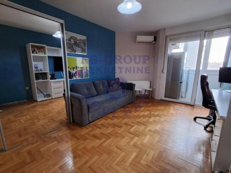Stan na prodaju Novi Sad 30m2, 571293