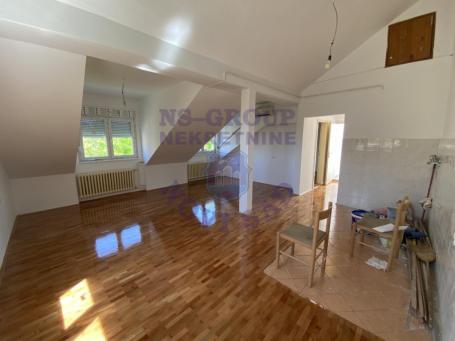 Renoviran stan na Detelinari!