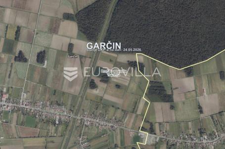 Garčin, prostrano zemljište 21 000 m² s iznimnim razvojnim potencijalom