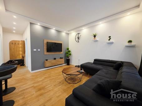 PETROVARADIN - PETROVARADIN - 42.00 m2