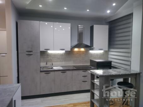 NOVI SAD - SALAJKA - 25.00 m2