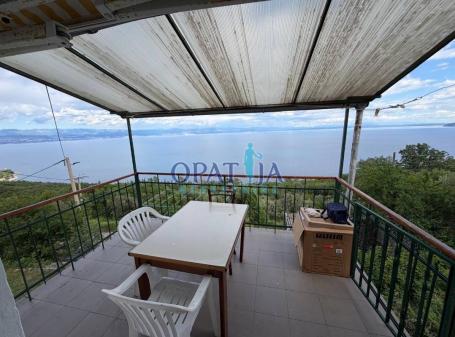 Mošćenička Draga - Kuća s balkonom i vrtom u potpuno prirodnom okruženju