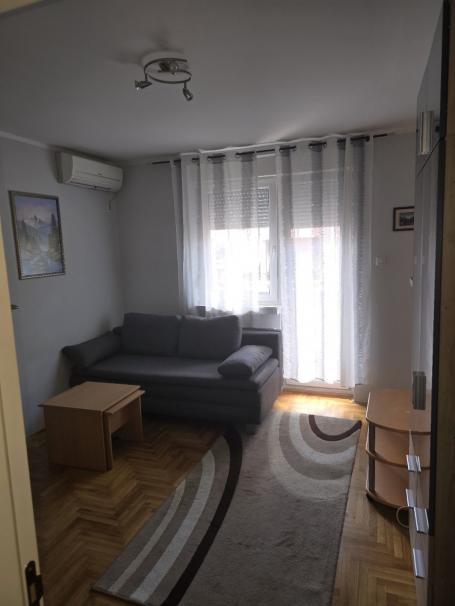 NOVI SAD - BULEVAR - 30.00 m2