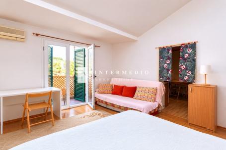 Prodaja apartmana Igalo – Prva linija do mora, 30 m od plaže