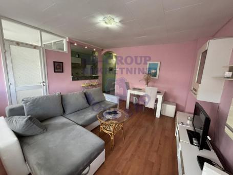 Stan na prodaju Novi Sad 56m2, 570301