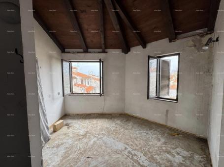 Stan Červar Porat – 2-sobni stan s galerijom, 100 m od mora