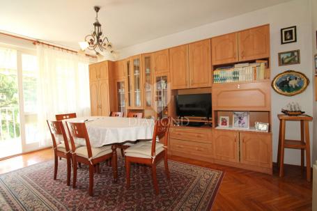 RIJEKA, TURNIĆ - DVOSOBAN STAN NA DRUGOM KATU