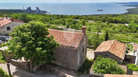 Starina za renovaciju, pogled more, Labin okolica