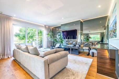 Zagreb, Tuškanac, Gornje Prekrižje, ekskluzivan četverosoban stan s pogledom na zelenilo 165 m²