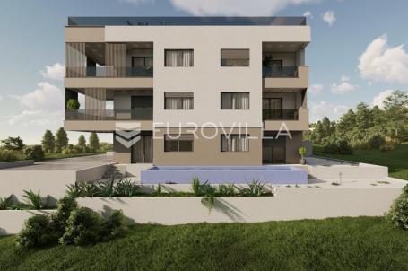 Podstrana, komforan trosoban penthouse s ostavom i parkirnim mjestom