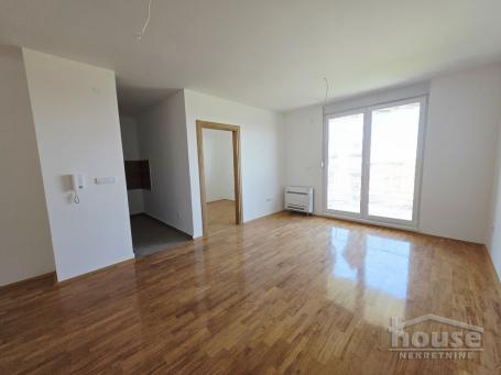 PETROVARADIN - MIŠELUK - 80.00 m2