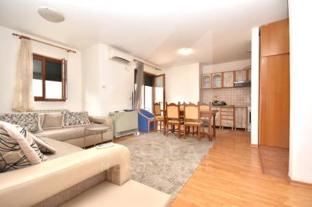 Izdavanje, Jednosoban stan, Podgorica, Stari Aerodrom, 50m2