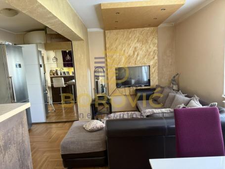 Ledine-Grand kafa, 51m2, odličan