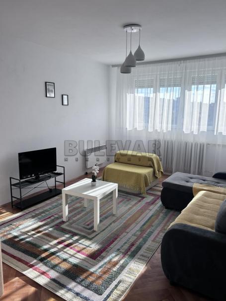 Izdaje se dvoiposoban stan na Paliluli, 60m2!