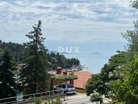 ISTRA, RABAC - Etaža kuće s pogledom na more na pješačkoj udaljenosti od mora s garažom