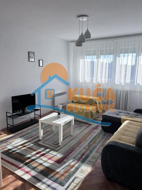 Izdaje se dvoiposoban stan na Paliluli, 60m2!