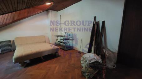 Praktičan dvosoban stan u centru Temerina!