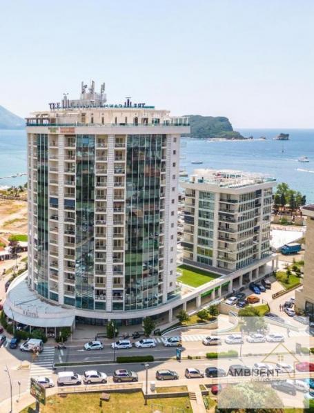 Trosoban stan 104 m², Budva