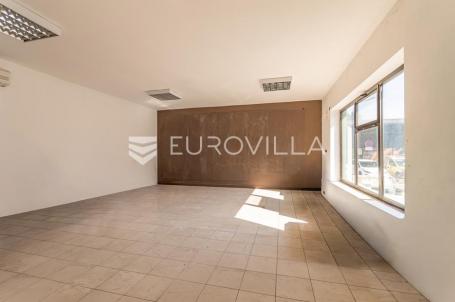 Varaždin, Centar, poslovna zgrada površine 240 m²