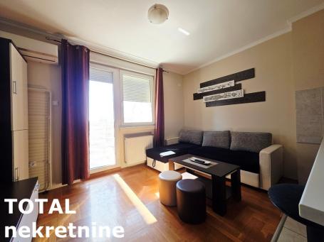 NOVI SAD - BULEVAR - 23.00 m2