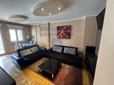 Trosoban stan na Novoj Detelinari 