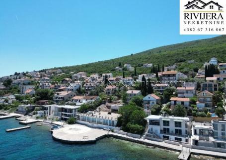 Na prodaju kuca u Krasicima opstina Tivat prvi red uz more